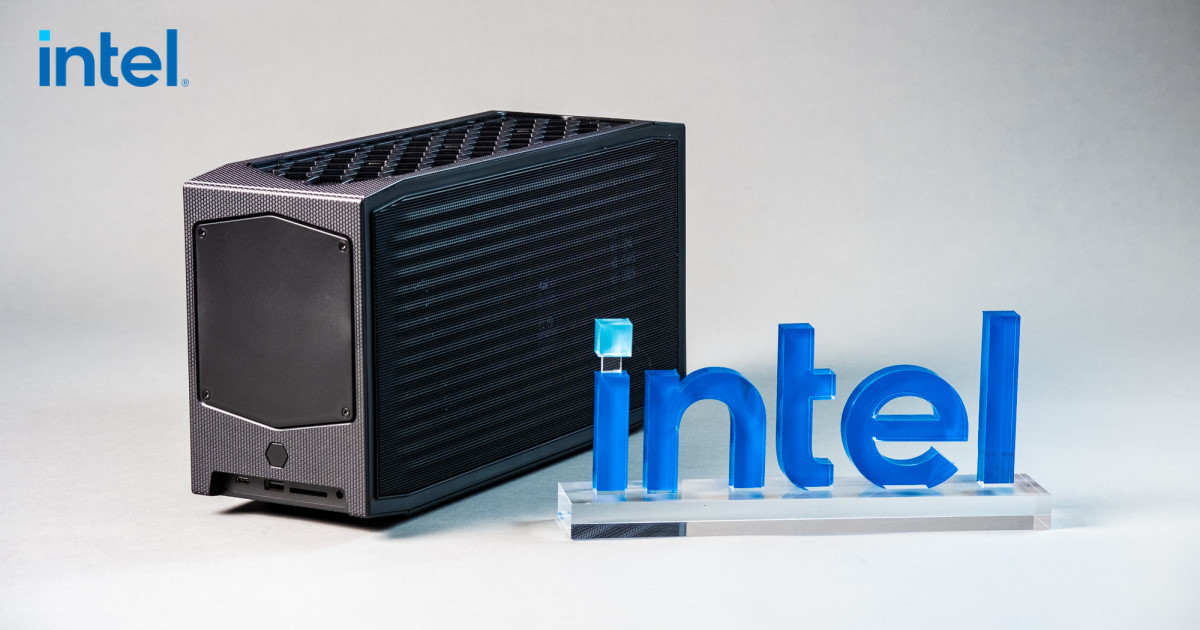 Intel 發表 NUC 12 Extreme 套件，小巧效能再升級