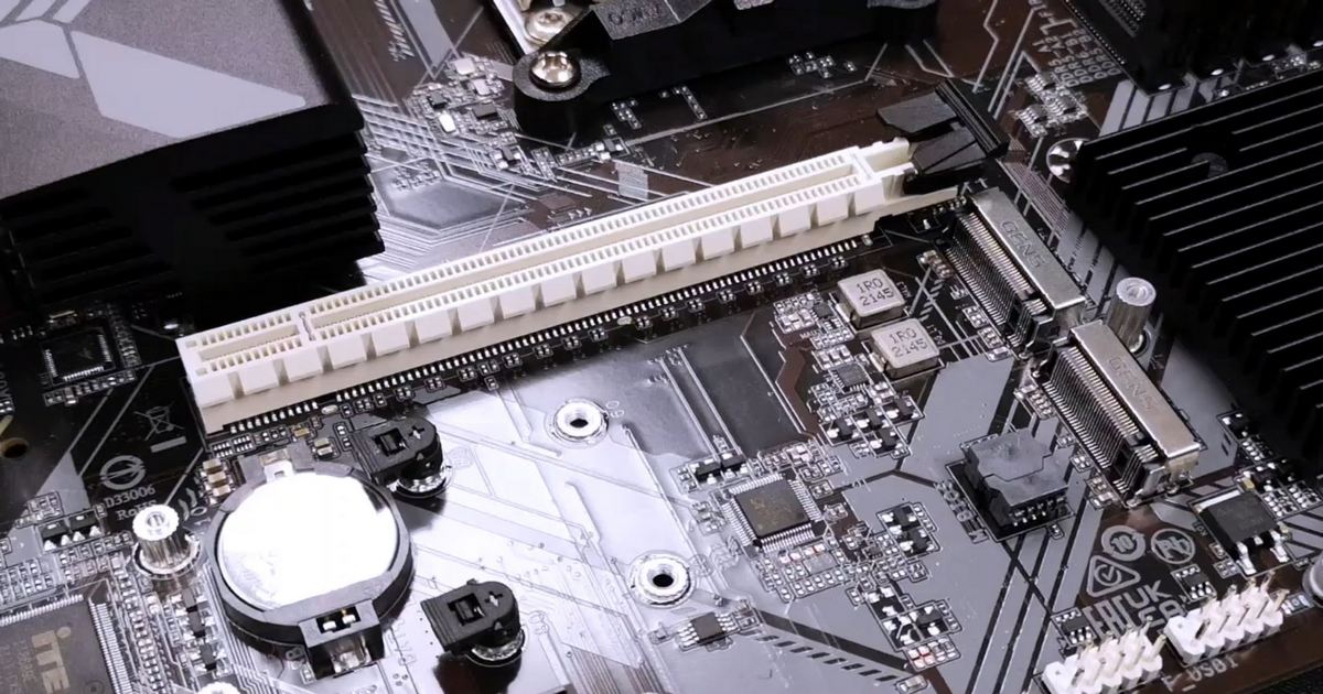 GIGABYTE 首款 AMD AM5 mATX 主機板曝光？！